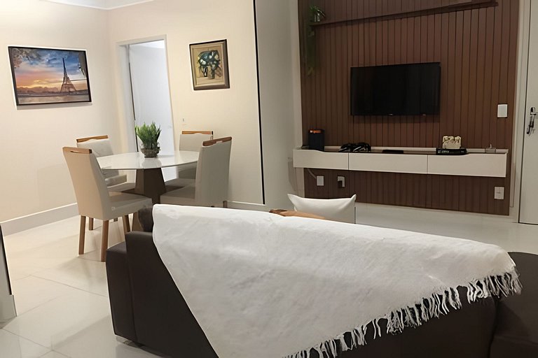 Confortavel , perto Av. 85 e t63