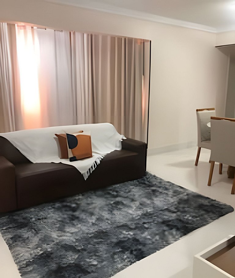 Confortavel , perto Av. 85 e t63