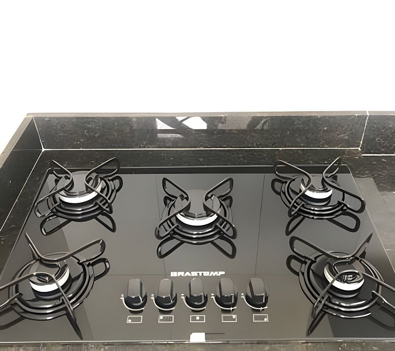 Confortavel , perto Av. 85 e t63