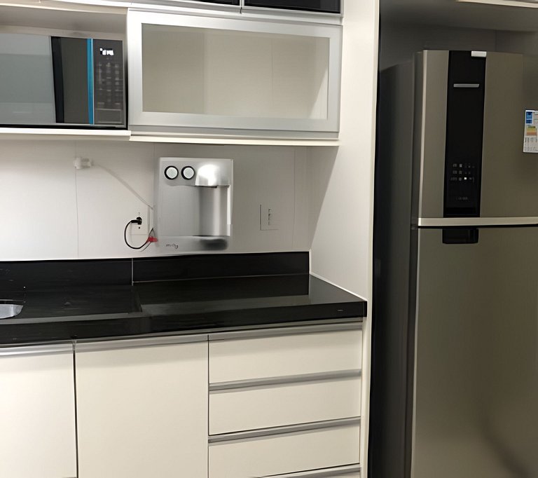 Confortavel , perto Av. 85 e t63