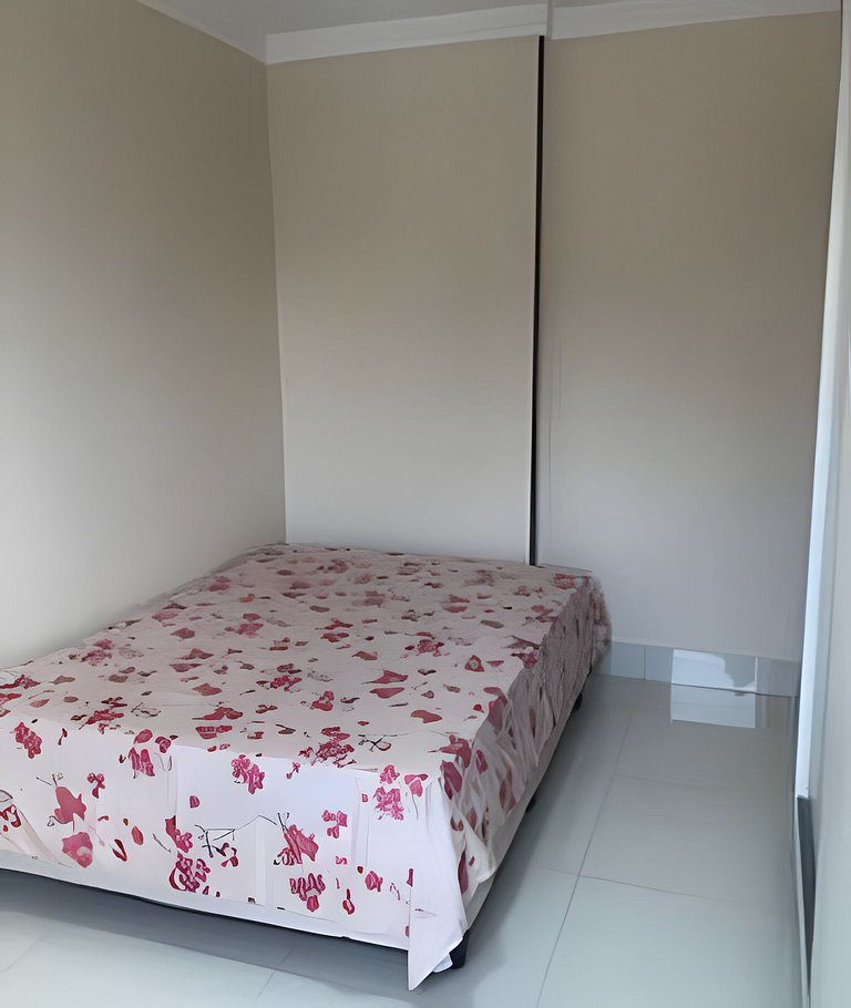 Confortavel , perto Av. 85 e t63