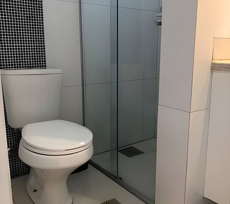 Confortavel , perto Av. 85 e t63