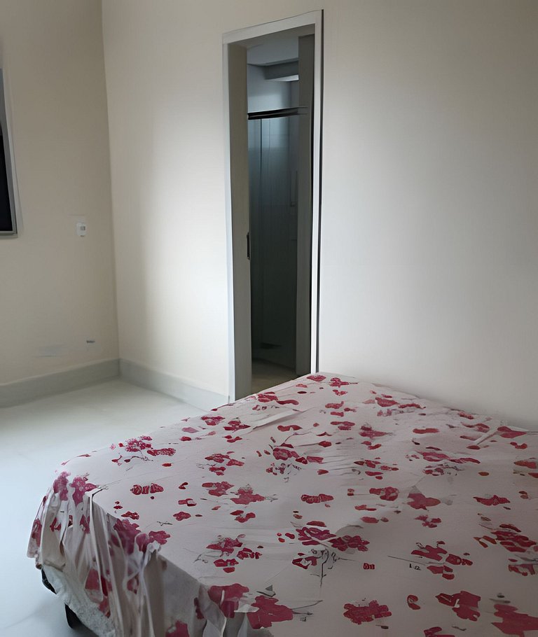 Confortavel , perto Av. 85 e t63