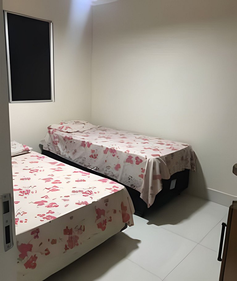 Confortavel , perto Av. 85 e t63