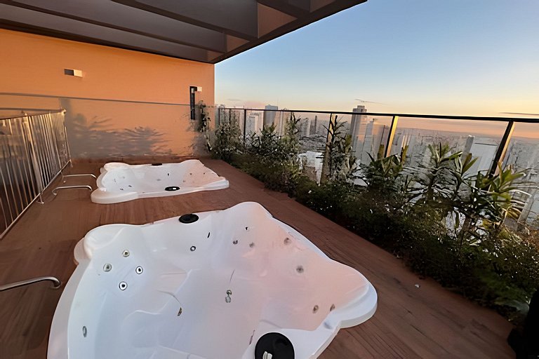 Flat Luxo 35º Andar • Vista Incrível da Cidade