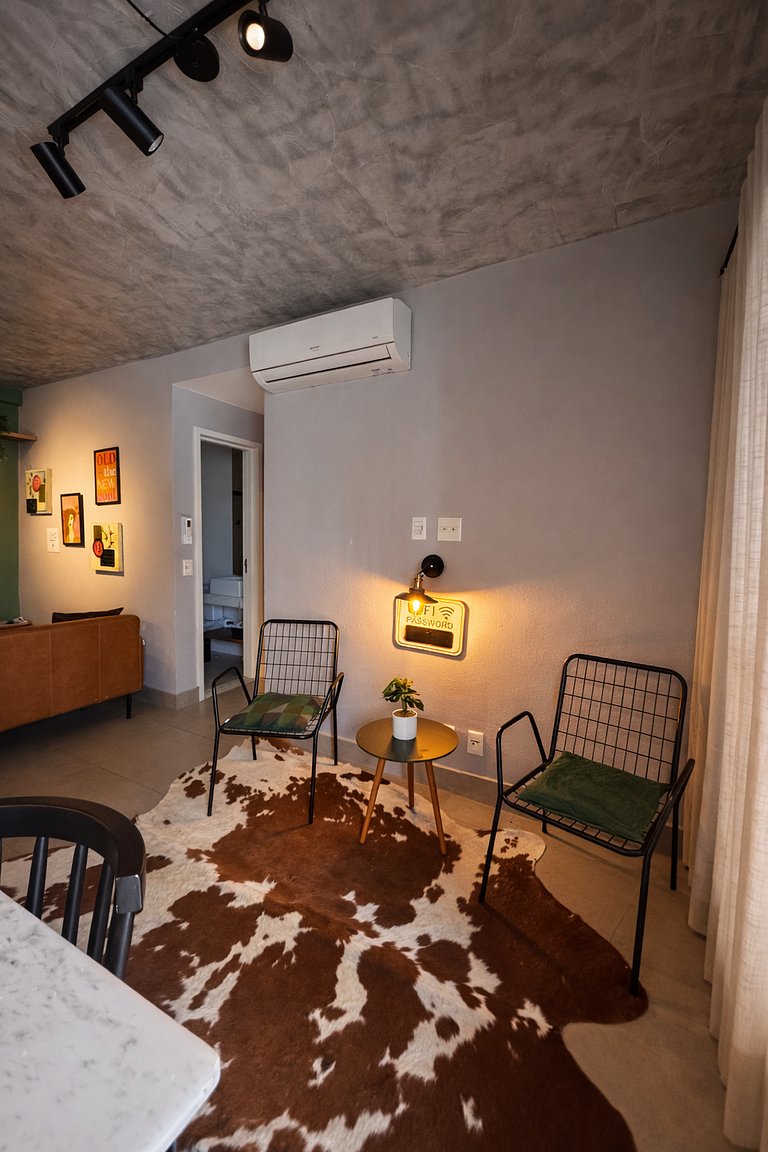 Retro Elegance, Acoonchergo com Estilo